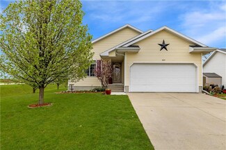 623 East St, Hartford, IA 50118