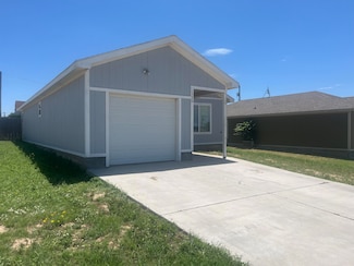 1520 E 8th St, Lubbock, TX 79403