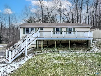 27 Long Meadow Ln, Bethel, CT 06801