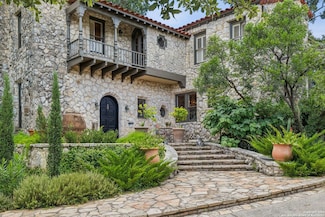 221 Devine Rd, San Antonio, TX 78212