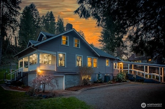 301 W Walnut St, Winlock, WA 98596