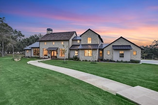 321 Flatcreek Trail, Wimberley, TX 78676