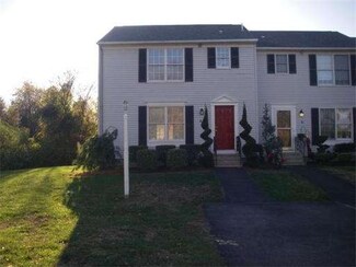 1020 Somerset Ave Unit A, North Dighton, MA 02764