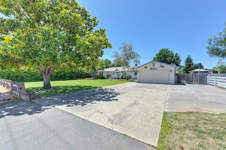 18493 N Jack Tone Rd, Lockeford, CA 95237