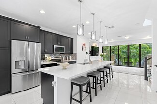 614 Windward Cir S, Boynton Beach, FL 33435