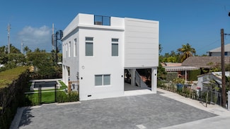 110 Buttonwood Ln, Islamorada, FL 33036