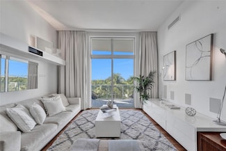 2001 Meridian Ave Unit 505, Miami Beach, FL 33139