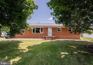 508 N Stuart Ave, Elkton, VA 22827