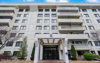 5 Windham Loop Unit 1E, Staten Island, NY 10314