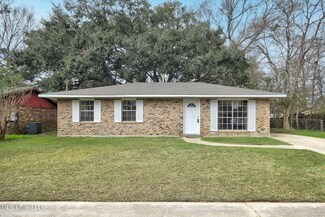 7609 Macon Dr, Biloxi, MS 39532