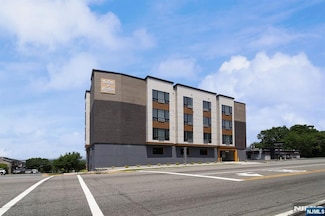 401 E Central Blvd Unit 4A, Palisades Park, NJ 07650