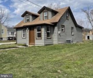 4 Dunlap Ave, Pennsville, NJ 08070
