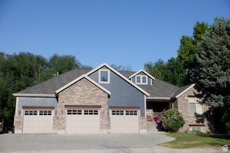 62 S Flint St, Kaysville, UT 84037