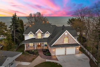3864 Lakeshore Rd, Deckerville, MI 48427