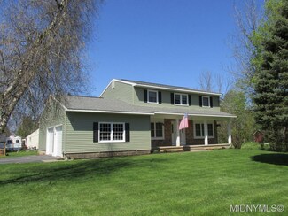 7535 E South St, Clinton, NY 13323