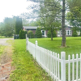 9136 S County Road 100 E, Clayton, IN 46118