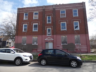 2023 N Drake Ave, Chicago, IL 60647
