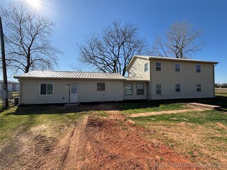 34 S Mount Calvary Rd, Hendrix, OK 74741