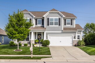 6318 Sugar Maple Dr, Zionsville, IN 46077