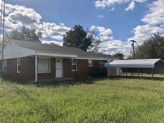 132 E Gibson St, Cushing, OK 74023