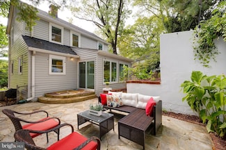 704 Maplewood Ave, Takoma Park, MD 20912