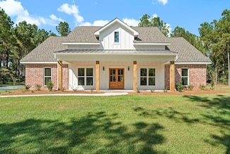 8 Bella Dr, Ellisville, MS 39437