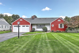 66 Westfield Rd, Warwick, RI 02888
