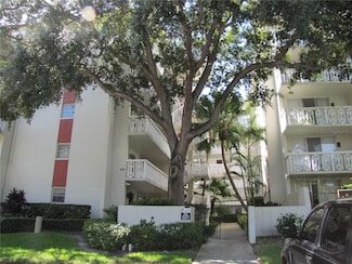 2630 Pearce Dr Unit 208, Clearwater, FL 33764