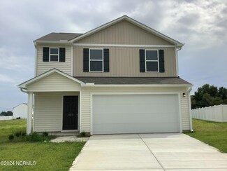 402 Silo Ct, Ayden, NC 28513
