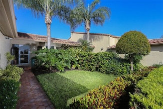 2319 Harbour Oaks Dr, Longboat Key, FL 34228