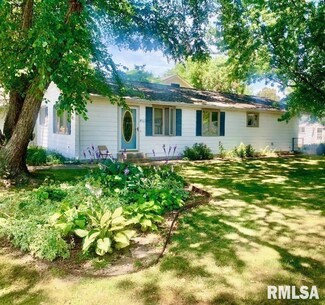 411 Teak St, Auburn, IL 62615