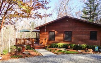 292 Little Ridge Dr, Penrose, NC 28766