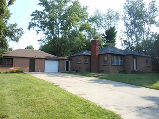 601 E Market St, Hillsboro, IN 47949