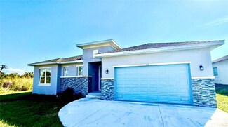 13 Lateen Sail Dr, Placida, FL 33946