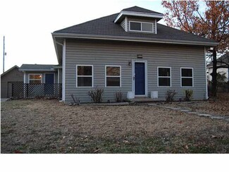 515 N Garfield Ave, Sedgwick, KS 67135