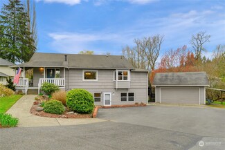15417 Waynita Way NE, Bothell, WA 98011