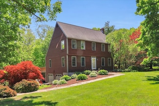32 Powder Hill Rd, Middlefield, CT 06455
