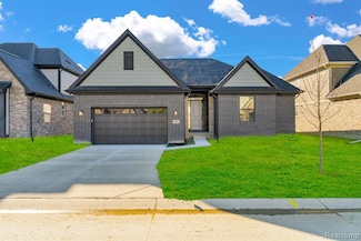 4118 Spring Meadow Dr, Sterling Heights, MI 48314