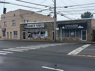 305 Waldo St, Copiague, NY 11726