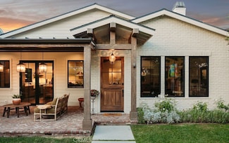224 Flower St, Costa Mesa, CA 92627