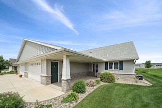 1516 Ranger Dr, Glencoe, MN 55336