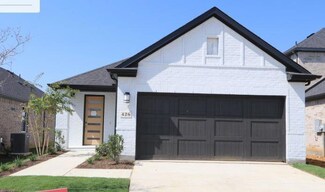 426 Cherry Laurel Dr, Oak Point, TX 75068