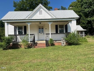 462 Ashland Dr, Goldston, NC 27252