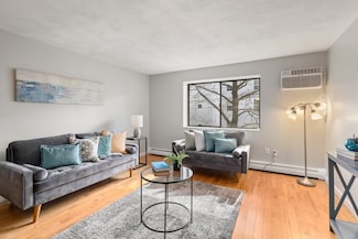 84 Grant St Unit 12, Somerville, MA 02145