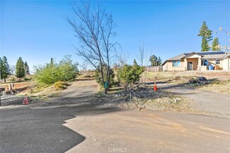 374 Circlewood Dr, Paradise, CA 95969
