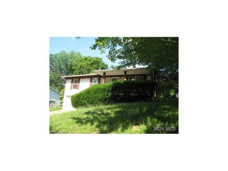 3098 Meadowview Dr, Parkersburg, WV 26104