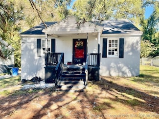 218 Sunset Ave, Fayetteville, NC 28301