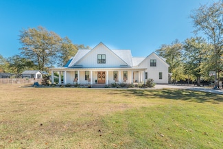 111 Hunting Hills Dr, Aiken, SC 29803