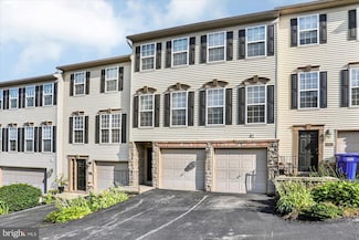 2720 Foxshire Dr Unit 110, York, PA 17402