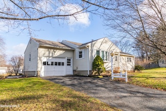 18 Pleasantview Dr, Dalton, MA 01226
